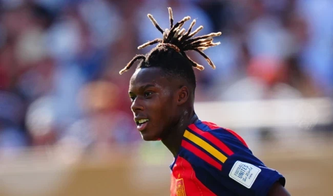 Arsenal tái kích hoạt thương vụ Nico Williams, Barcelona chốt tương lai Ferran Torres
