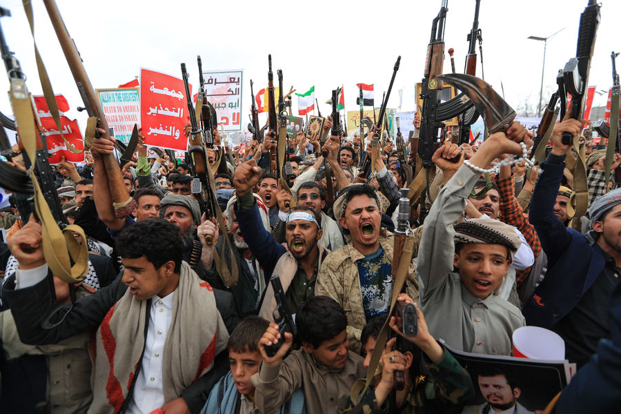 Iran tấn công các mục tiêu quân sự của Mỹ, Houthi đe dọa mở rộng chiến tranh Trung Đông