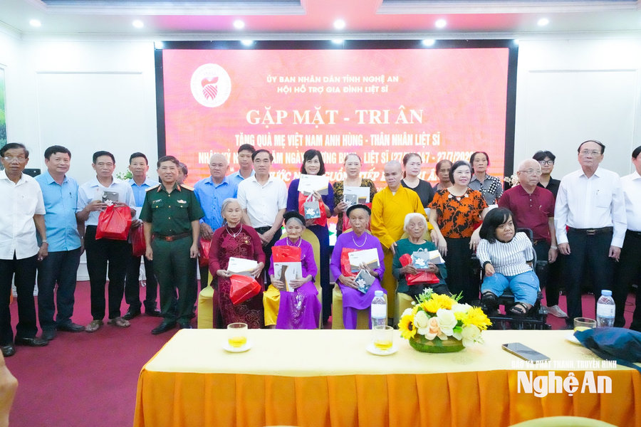 Hội Hỗ trợ gia đình liệt sĩ tỉnh tổ chức gặp mặt, tri ân Mẹ Việt Nam Anh hùng và thân nhân liệt sĩ