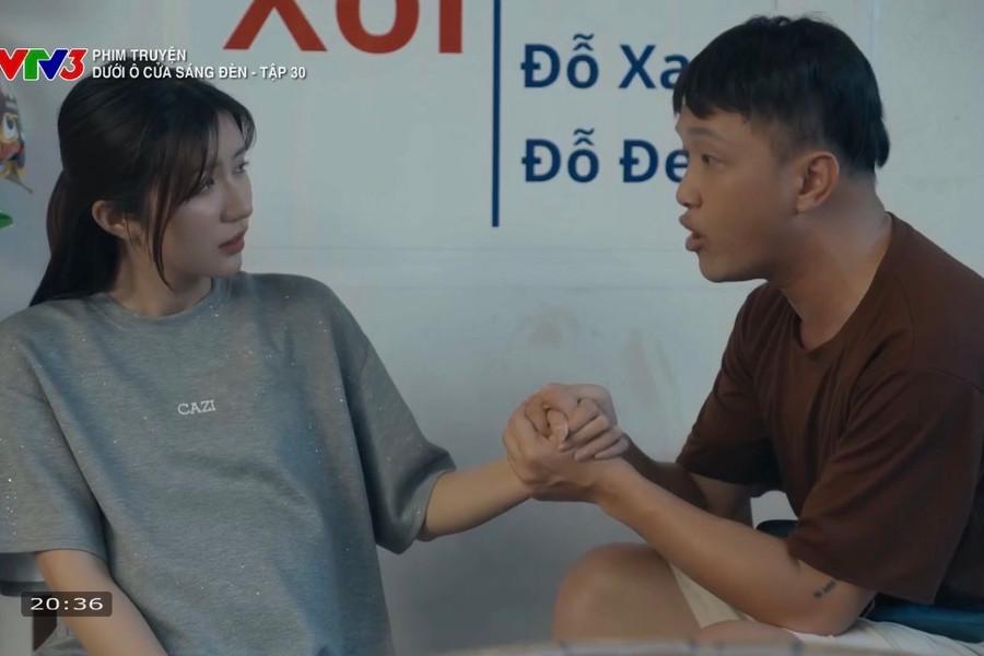Dưới ô cửa sáng đèn tập 30: Bằng tỏ tình Vân, Diệu ngỡ ngàng gặp lại người cũ của chồng