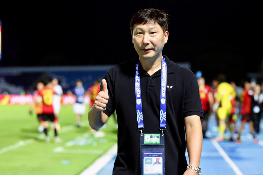 Tuyển Việt Nam thắng hủy diệt Timor Leste 7-0: HLV Kim Sang-sik cảnh báo học trò không thỏa mãn