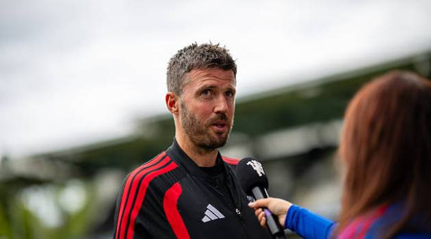 Michael Carrick khen ngợi dàn sao trẻ Manchester United sau trận thắng Rosenborg 5-0