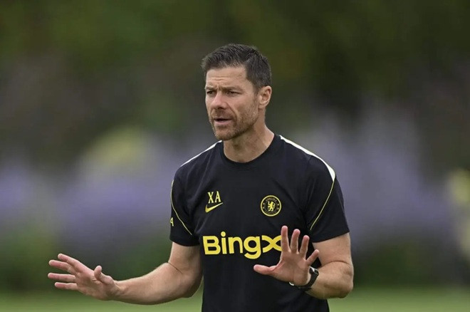 Xabi Alonso công bố danh sách du đấu Chelsea: Cơ hội cho mầm non Cobham và đòn thanh lọc lực lượng