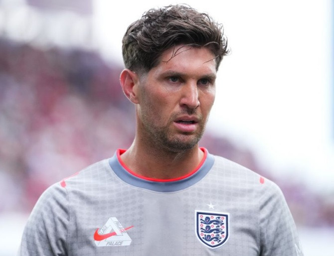 Juventus đẩy mạnh đàm phán chiêu mộ John Stones theo dạng chuyển nhượng tự do