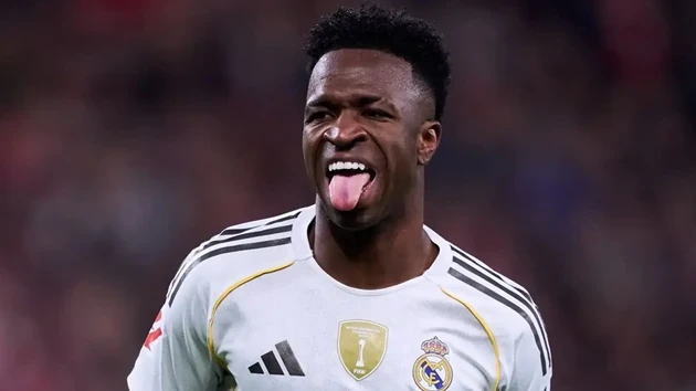 Arsenal nên chọn Vinicius Junior hay mũi khoan Bradley Barcola cho mùa giải mới?
