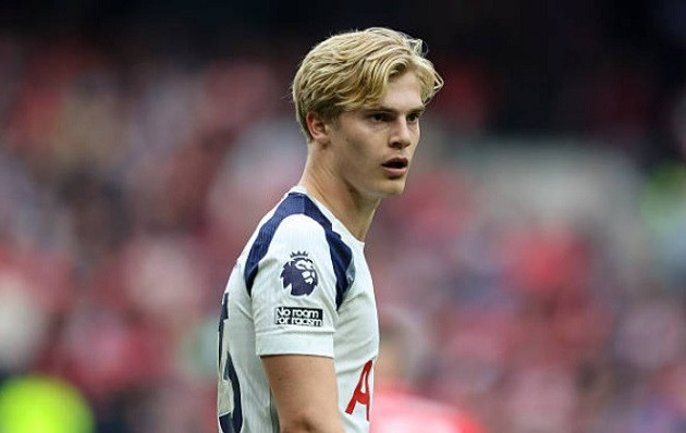 Man Utd ra giá hơn 50 triệu bảng đàm phán mua Lucas Bergvall từ Tottenham