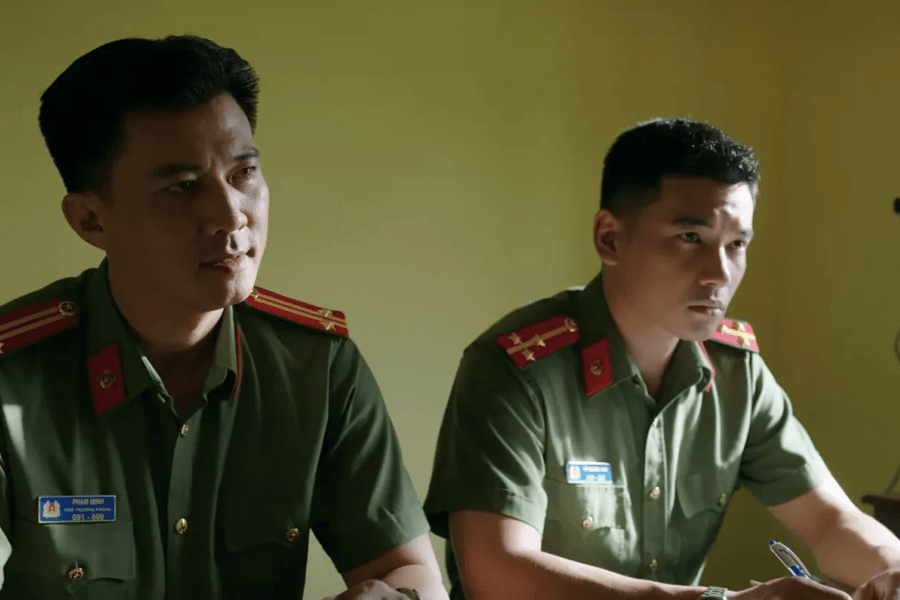 Hà Việt Dũng chia sẻ áp lực hóa thân thành cán bộ an ninh trong "Trời cao nguyên xanh"
