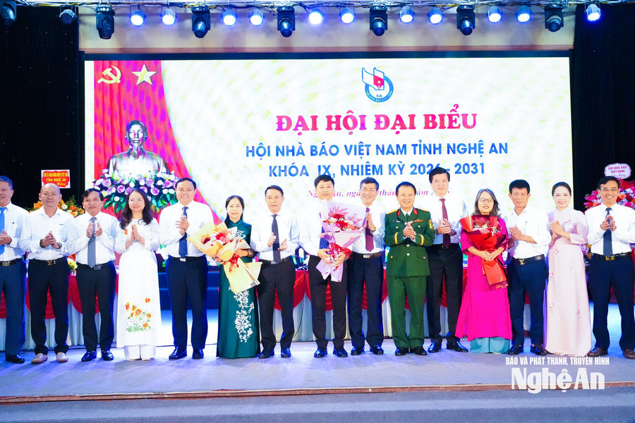 Đồng chí Trần Minh Ngọc tiếp tục được bầu giữ chức Chủ tịch Hội Nhà báo Việt Nam tỉnh Nghệ An khoá IX