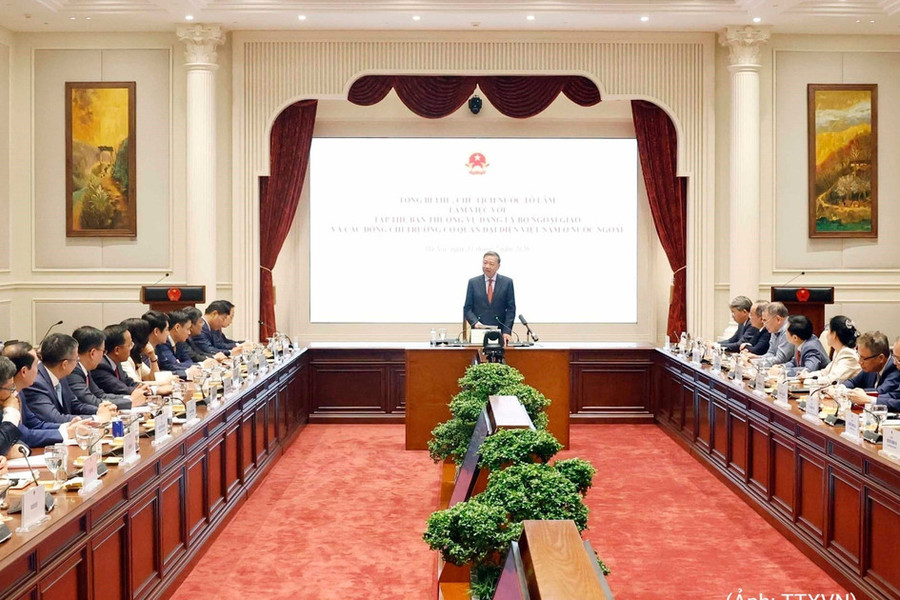 Tổng Bí thư, Chủ tịch nước Tô Lâm: Xác định ngoại giao phục vụ phát triển là trung tâm