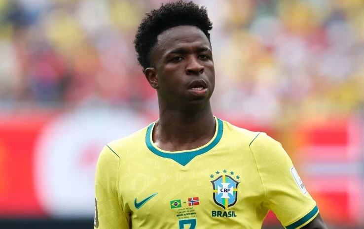 Real Madrid sẵn sàng bán Vinicius Jr, Inter Milan đàm phán mua Curtis Jones