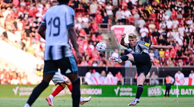 Man Utd nhắm Lewis Hall 60 triệu bảng: Cú hích cho tham vọng tái thiết hành lang trái