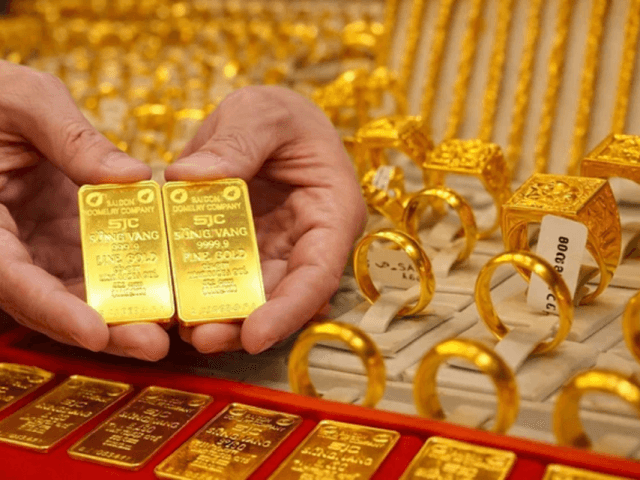 Giá vàng 03/08/2026: SJC 137,5 - 141,5 triệu đồng/lượng, tăng 500.000 đồng