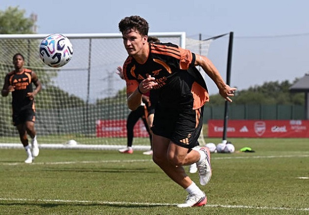 Arsenal đấu Real Betis tại Dublin: Bài kiểm tra bản lĩnh cho dàn sao trẻ Pháo thủ