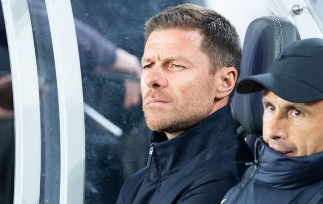 Valentin Barco gia nhập Chelsea: Xabi Alonso và bài toán biến hình chiến thuật