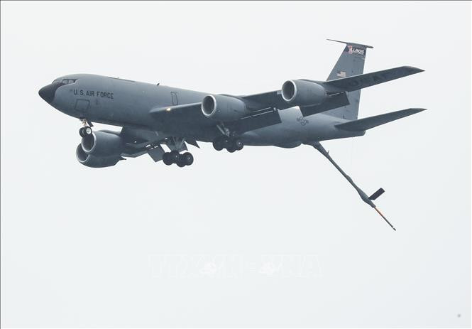 Không quân Mỹ phục hồi máy bay tiếp dầu KC-135 bằng kỹ thuật ghép đuôi hiếm gặp