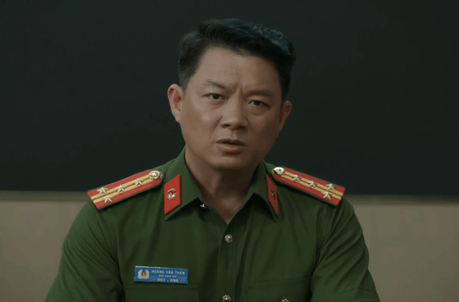 Phim Lửa trắng tập 16: Ban chuyên án quyết định thu lưới, Cương đen lật bài ngửa với Trúc
