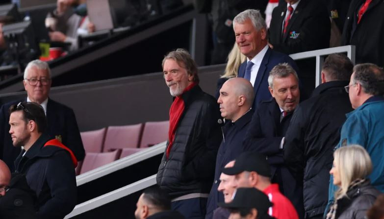 Kỳ chuyển nhượng hè 2026 bế tắc khiến Manchester United lo hụt hơi trước mùa giải mới