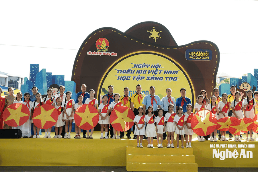 Gần 2.000 thiếu nhi tham gia Ngày hội “Thiếu nhi Việt Nam - Học tập sáng tạo”