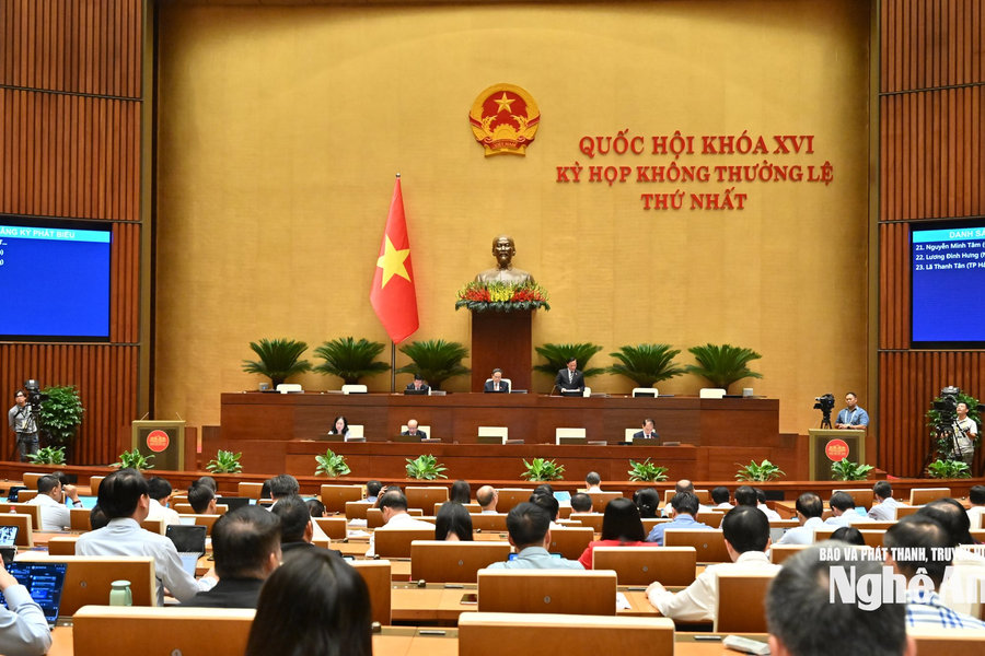 Hôm nay, Quốc hội thảo luận hội trường, tổ về các dự án luật, nghị quyết