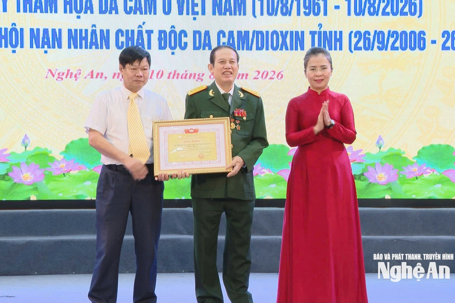 Kỷ niệm 20 năm Ngày thành lập Hội nạn nhân chất độc da cam/dioxin Nghệ An