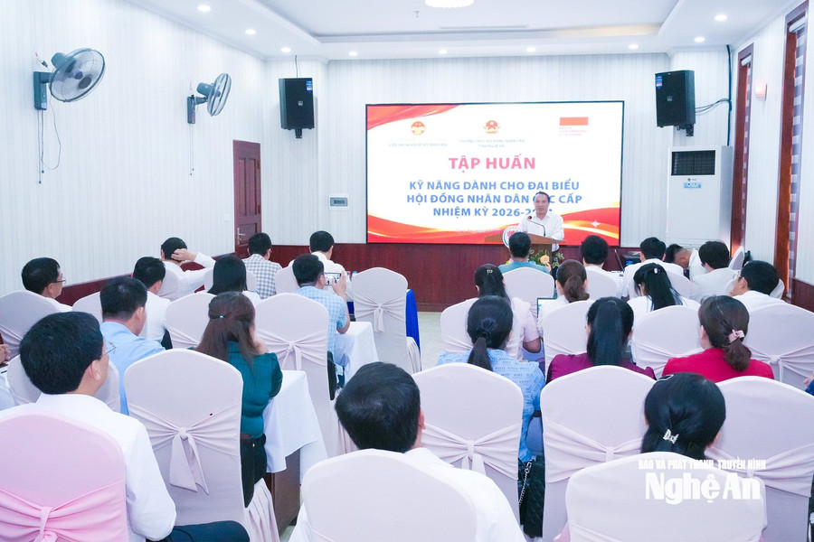 Thường trực HĐND tỉnh Nghệ An tập huấn nâng cao năng lực, kỹ năng hoạt động cho đại biểu HĐND cấp xã