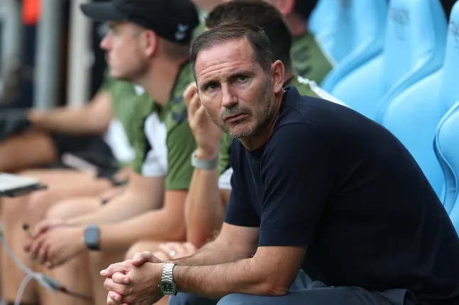 HLV Frank Lampard muốn bổ sung Angel Gomes cho tuyến giữa Coventry City ở Ngoại hạng Anh