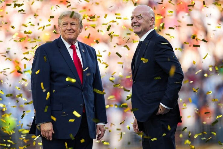 Tổng thống Mỹ Donald Trump lên tiếng ủng hộ Chủ tịch FIFA Infantino trước làn sóng phế truất