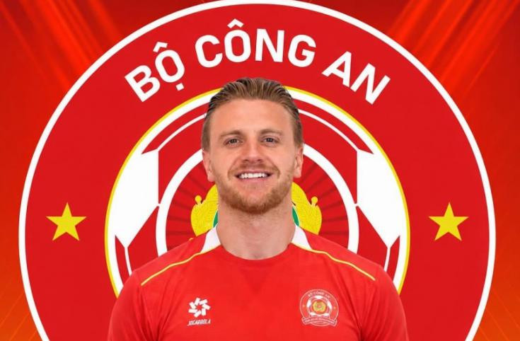 CLB Công an TP.HCM chiêu mộ Jason Cummings, chân sút từng thi đấu tại World Cup 2022