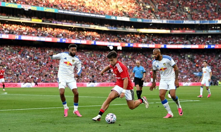 Màn trình diễn ấn tượng của Harry Amass giúp Manchester United tiết kiệm hàng triệu bảng