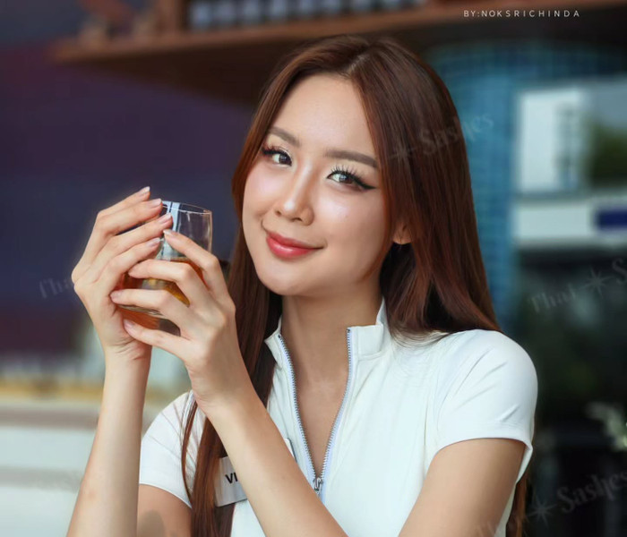 Nhan sắc qua ảnh chưa qua xử lý của Bảo Ngọc tại Miss World 73 được chuyên gia đánh giá cao
