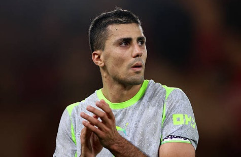Tin chuyển nhượng 14/8: Barca bị từ chối 55 triệu bảng vụ Rodri, Arsenal hụt Marc Pubill