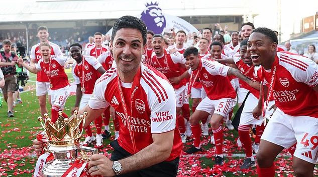 Siêu máy tính Opta dự đoán Arsenal có 38% cơ hội bảo vệ thành công ngôi vô địch Ngoại hạng Anh