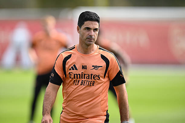 HLV Mikel Arteta coi áp lực từ dàn đối thủ mới là động lực thúc đẩy Arsenal trước Siêu cúp Anh