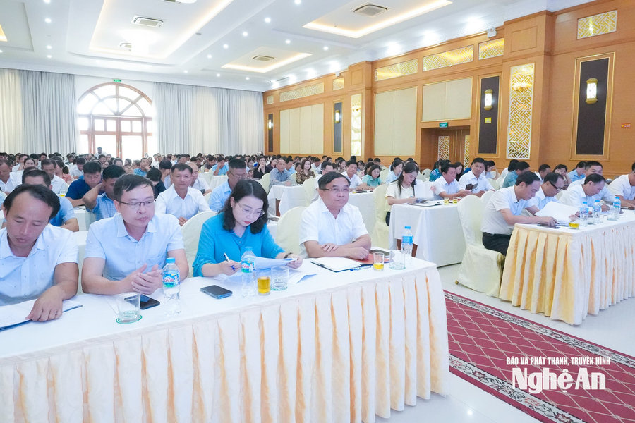 Nghệ An khai mạc Hội nghị tập huấn nghiệp vụ công tác tuyên giáo và dân vận cho 376 cán bộ cấp xã và chi bộ trực thuộc
