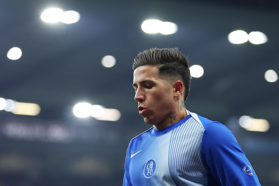 Man City tiếp tục đàm phán mua Enzo Fernandez dù mốc 120 triệu bảng của Chelsea đã trôi qua