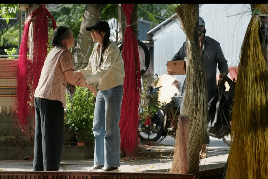 Phim 'Phù sa' tập 1: Nghi vấn sạt lở đất tại xóm Bình Hòa có sự can thiệp của con người