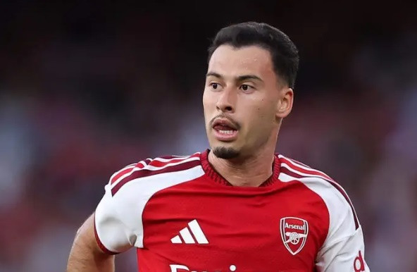 Arsenal và bài toán bán cầu thủ hè 2026: Tương lai Martinelli cùng dàn sao Hale End