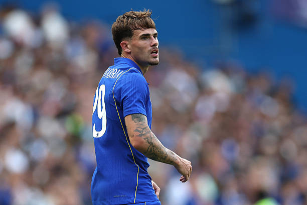 Pep Chavarria: Mảnh ghép chiến thuật âm thầm nhưng hoàn hảo của HLV Xabi Alonso tại Chelsea