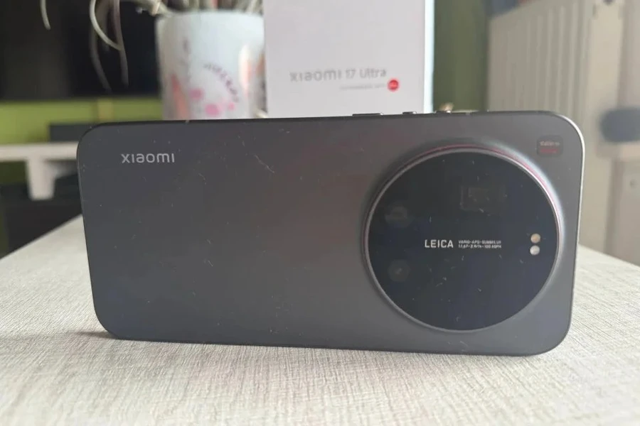 Khi AI camera Xiaomi 17 Ultra biến Mặt Trời thành Mặt Trăng: Ranh giới ảnh chụp và dựng hình
