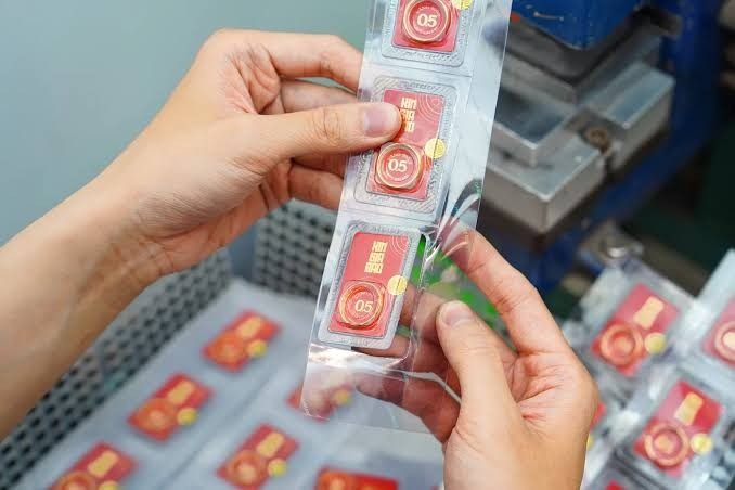 Giá vàng ngày mới 20/8/2026: Giá vàng SJC, nhẫn 9999 và giá vàng thế giới thứ Năm