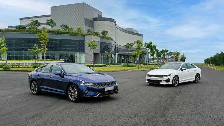 Giá xe KIA K5 2026 lăn bánh từ 769 triệu đồng cùng thông số kỹ thuật và trang bị chi tiết