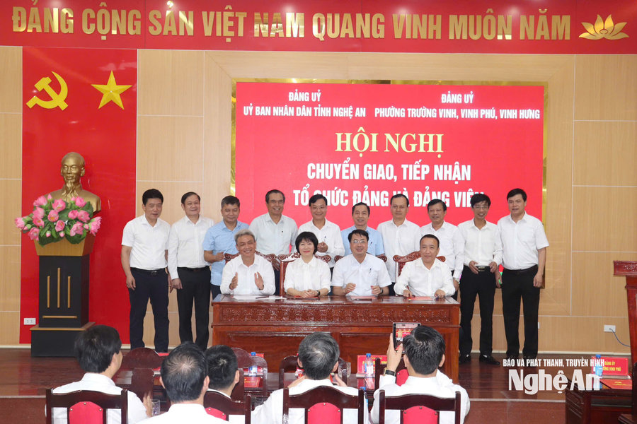 Đảng ủy UBND tỉnh Nghệ An tiếp nhận 4 Đảng bộ Bệnh viện tuyến tỉnh