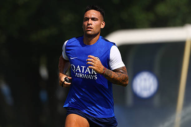 Barcelona chuẩn bị ngân sách lớn chiêu mộ Lautaro Martinez sau khi hụt Julian Alvarez