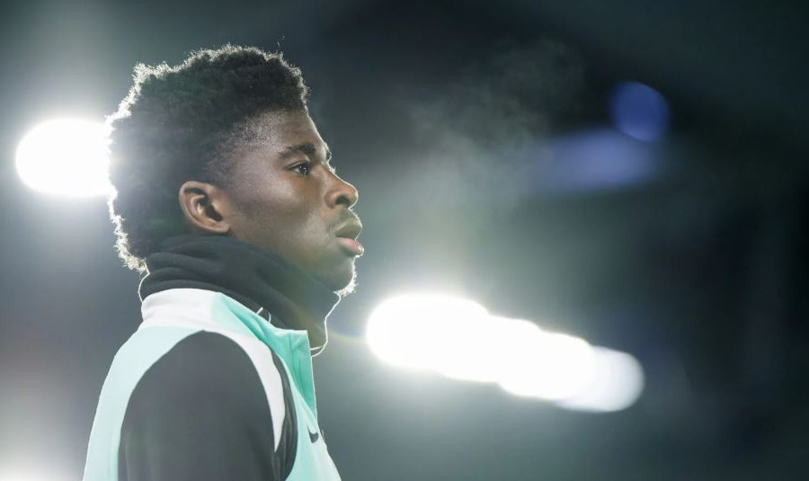 Manchester United tiến gần Carlos Baleba: Bước ngoặt chiến thuật cho tuyến giữa của Michael Carrick