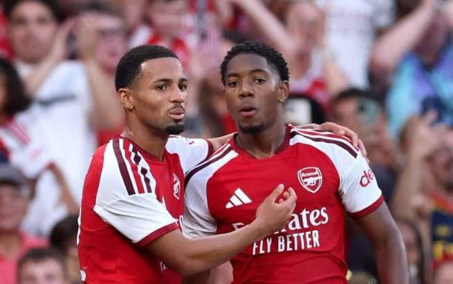 Tương lai của Ethan Nwaneri tại Arsenal đứng trước ngã ba đường giữa bài toán PSR và cơ hội ra sân