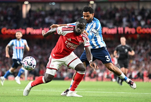 Arsenal phô diễn sức mạnh ngày ra quân Ngoại hạng Anh bằng chiến thắng áp đảo Coventry City