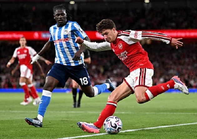 Tân binh Christos Tzolis tỏa sáng rực rỡ giúp Arsenal đè bẹp Coventry với tỷ số đậm 3-0