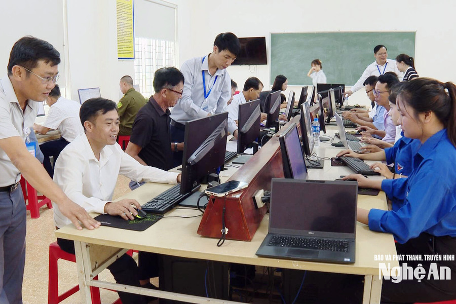 Nghệ An triển khai chiến dịch 100 ngày xử lý các điểm nghẽn chuyển đổi số