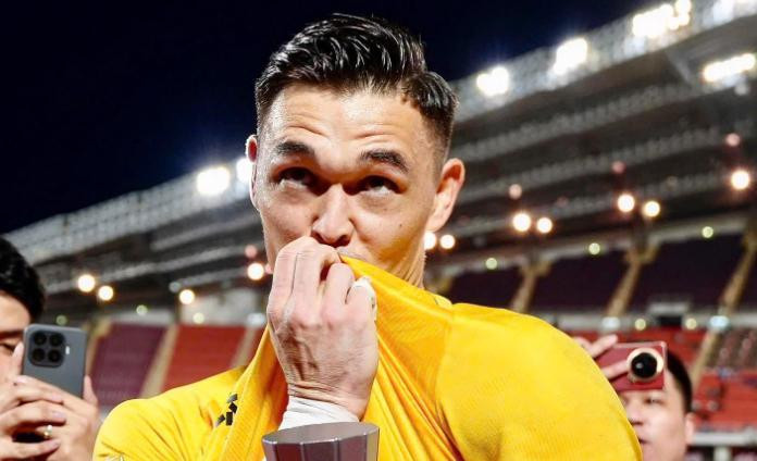 HLV Kim Sang-sik khen ngợi Patrik Lê Giang sau chiến thắng 2-0 trước Thái Lan tại ASEAN Cup 2026