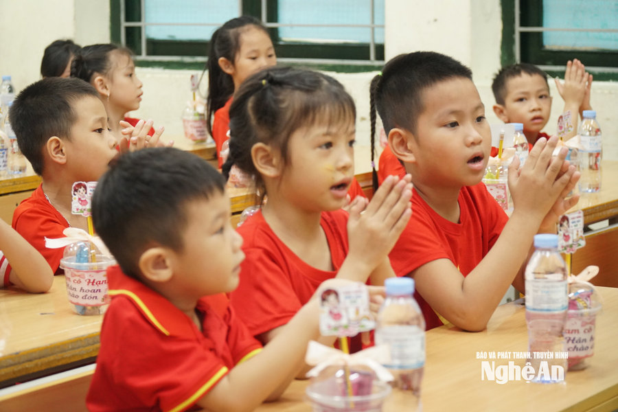 Nghệ An công khai các khoản thu chi trong năm học 2026 - 2027